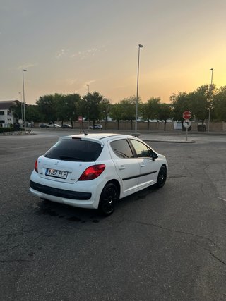 Peugeot 207 2007