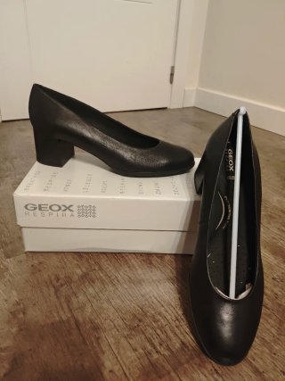 Zapatos Geox Salón Tacón Negro Talla 42