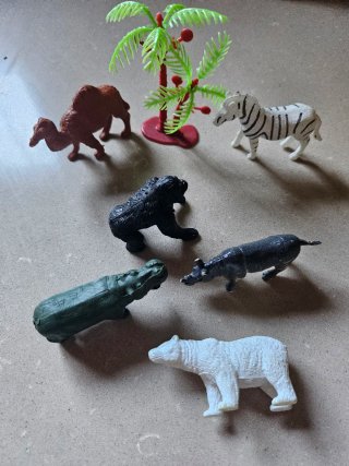 Figuritas animales salvajes set