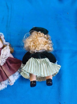 Lote 2 Bonecas Porcelana Pequenas