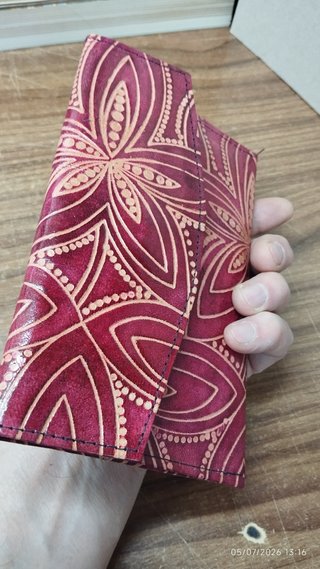 Cartera de Mujer, piel con diseño floral