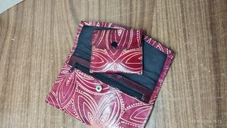 Cartera de Mujer, piel con diseño floral