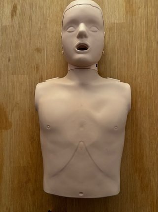 3 Maniquí RCP