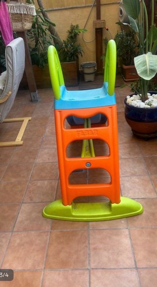 Tobogán infantil azul y naranja en amazon 99€