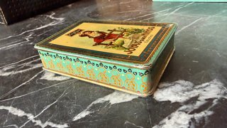 Antigua caja hojalata Calleja Joyas Niños