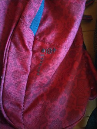 Mochilas senderismo pequeñas (roja y verde)
