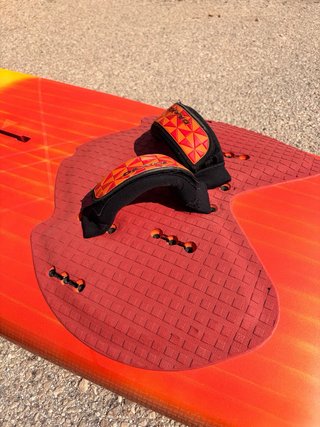 Tabla windsurf Starboard Kode 94L Carbono