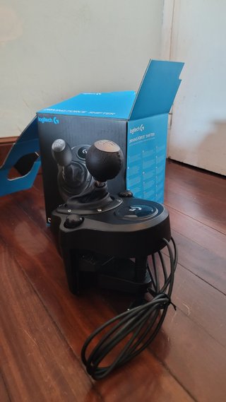 Logitech G29 + Pedales + Palanca