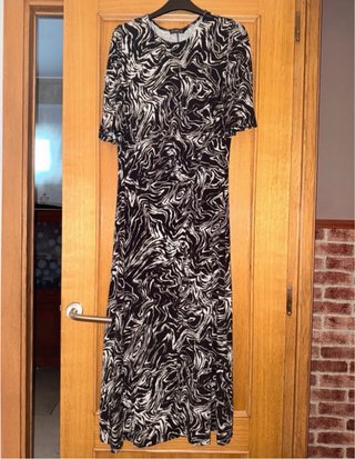 Vestido estampado blanco y negro