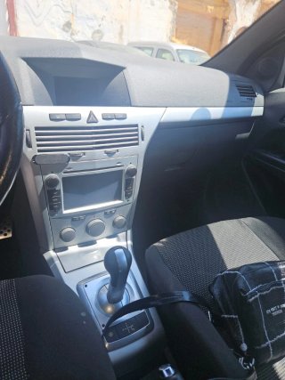 Opel Astra 2008