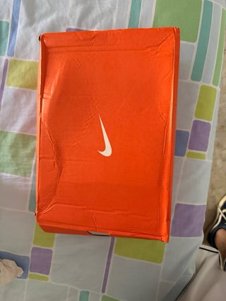 Nike Initiator Gris y Blanco,