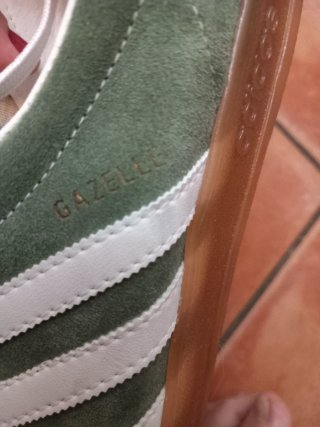 Adidas Gazelle verdes y rosas sin usar