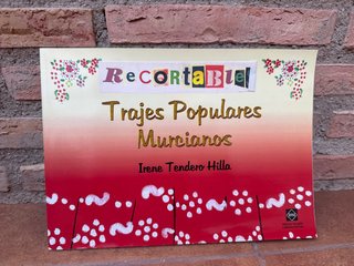 Libro recortable