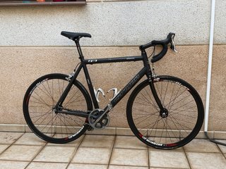 Bicicleta Canyon F8 Fixie Negra