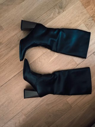 Botas altas negras tacón