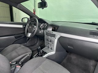 Opel Astra Gtc/BOLA DE REMOLQUE / Sport 1.9 CDTi