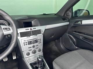 Opel Astra Gtc/BOLA DE REMOLQUE / Sport 1.9 CDTi