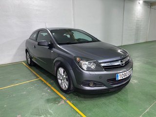 Opel Astra Gtc/BOLA DE REMOLQUE / Sport 1.9 CDTi