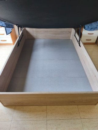 Letto con contenitore e materasso 135x190