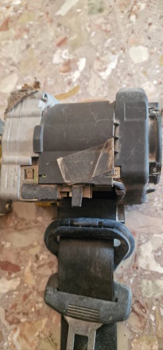 Retractor Cinturón Audi Trasero Izquierdo L/R