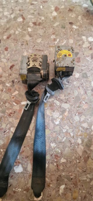 Retractor Cinturón Audi Trasero Izquierdo L/R