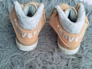 Zapatillas Converse Beige y Naranja