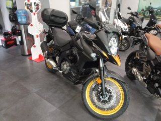 Suzuki V-Strom 650cc Negra y Dorada