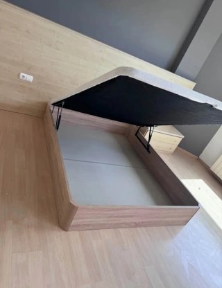 Canapé de madera