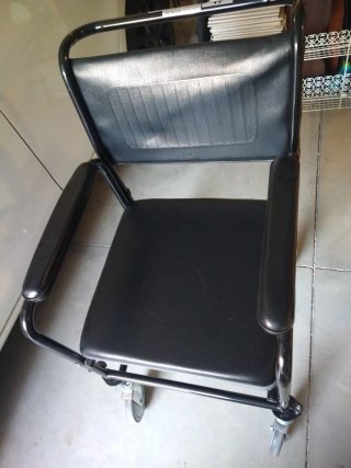 Silla para minusválidos o ancianos