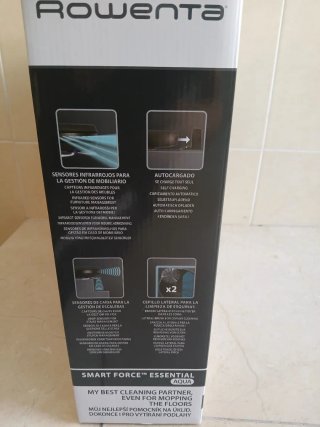 Robot aspirador Rowenta Smart Force Essential Aqua