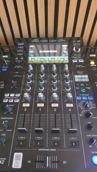 Pioneer DJ XDJ-XZ Controlador DJ Negro