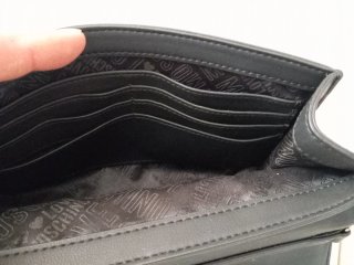 Bolso Love Moschino Negro y Dorado