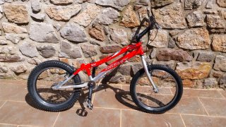 Bicicleta de trial Monty