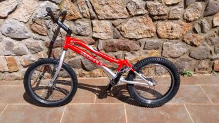 Bicicleta de trial Monty