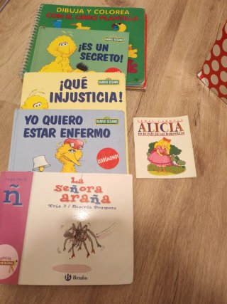 Lote de libros infantiles (13 libros y 5 de regalo