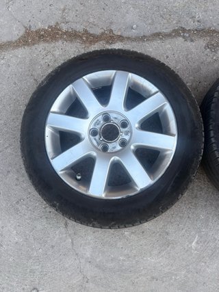 Llantas con neumáticos