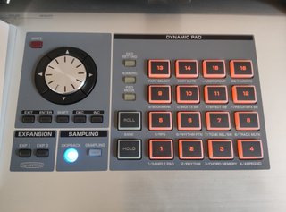Roland Fantom G8 Sintetizador Teclado