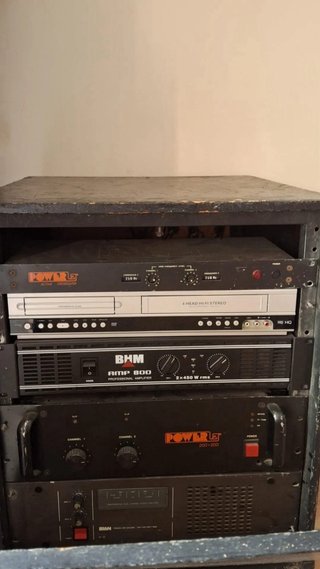 Equipo de sonido profesional.