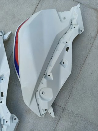 Carenado BMW G310R Blanco