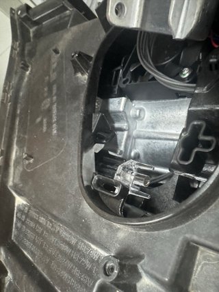 Faro Izquierdo BMW X1