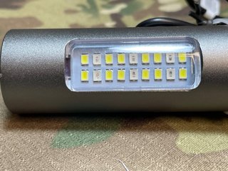 PROMO AGOSTO! Linterna LED USB con Panel Lateral