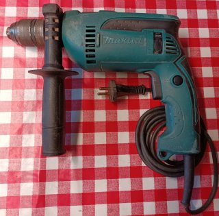 Taladros, sierras y mochila de regalo