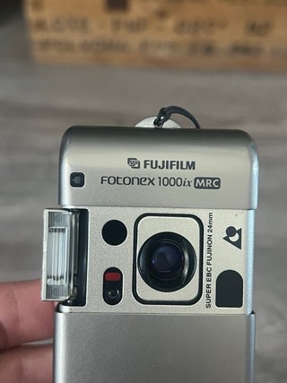 Cámara Fujifilm Tiara Fotonex 1000ix