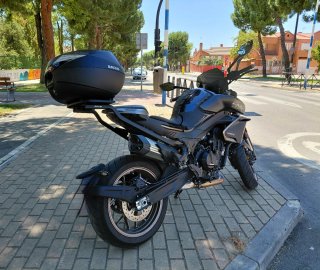 CFMoto 800NK Advanced Negra