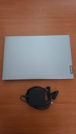 Portátil Lenovo i7-1065G7 512 GB SSD