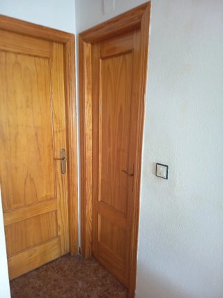Tres puertas de pino