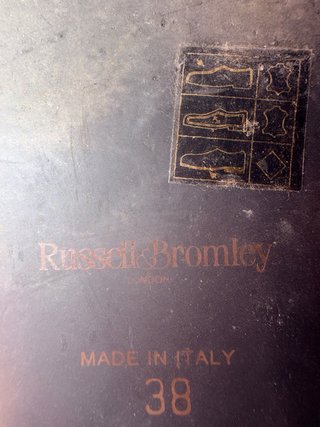 Sandalias Russell & Bromley doradas/plateadas
