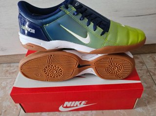 Nike Total 90