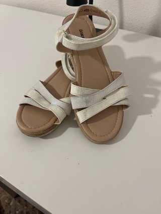 Sandalias niña blancas brillantes T-33