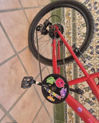 Bicicleta 20 roja infantil